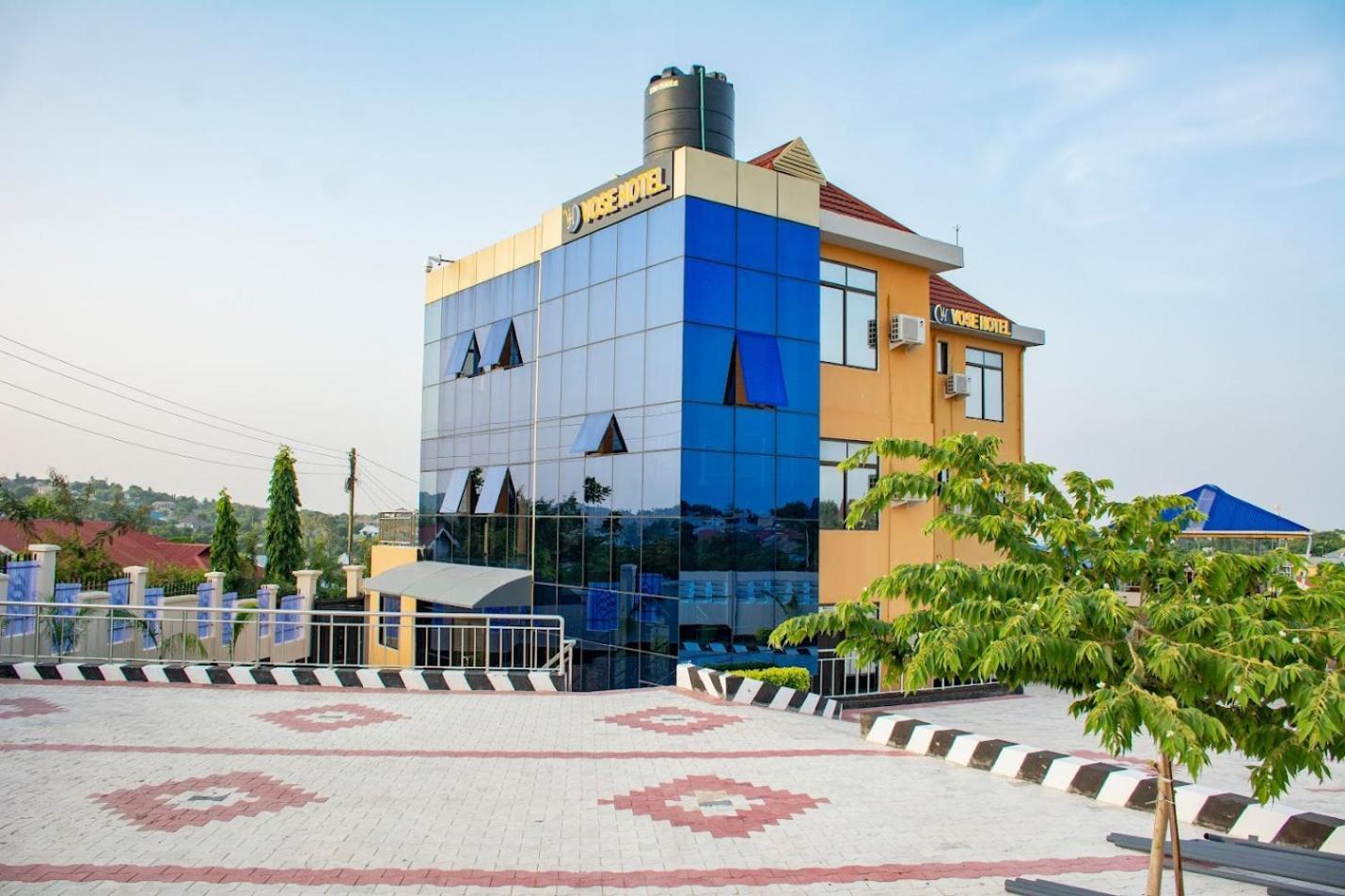 Vose Hotel & Spa Dar Es Salaam Exterior foto